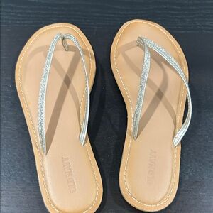 Old Navy Silver Strap Tan Footbed Sandals